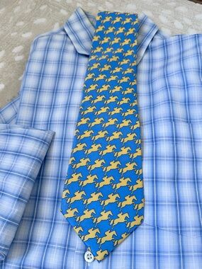 NWT Iroquois Steeplechase Yellow and Blue Tie 2009